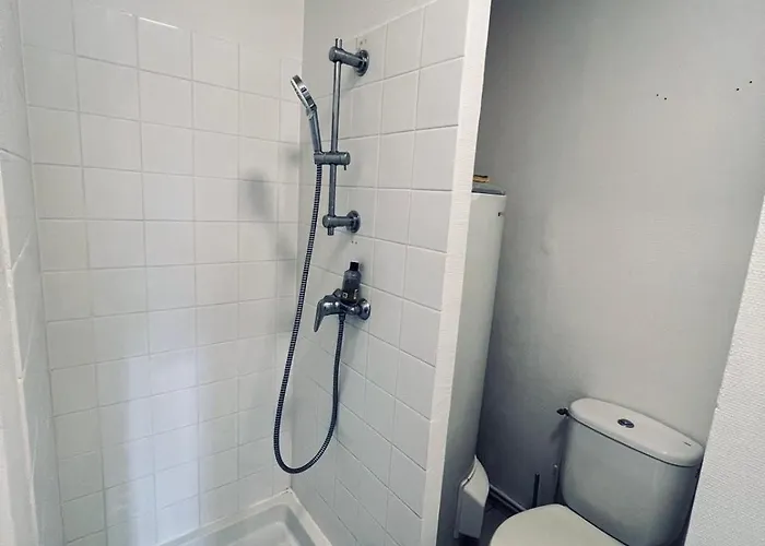 à Nazaire, Parking Gratuit *